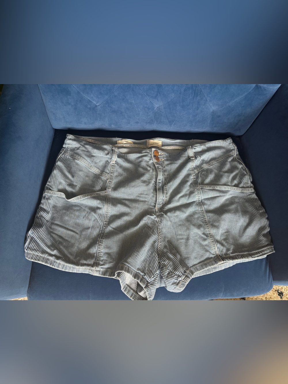 women’s conductor stripe print denim shorts